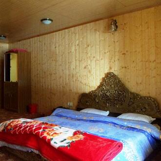 Krimzon Manor Hotel, Srinagar 2